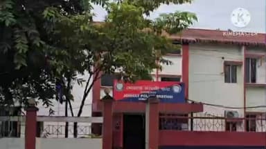 পশ্চিম যোৰহাট: সদৰ আৰক্ষীয়ে ভিন্ন স্থানত অভিযান চলাই নগৰৰ মাজমজিয়াৰ পৰা আটক কৰে দুটা চোৰ