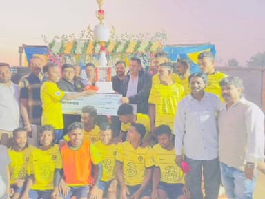 ନର୍ଲା: ବିଜୟାନନ୍ଦ ସ୍ପୋର୍ଟସ୍ କ୍ଲବ୍ ଆନୁକୂଲ୍ୟରେ ଫୁଟବଲ୍ ପ୍ରତିଯୋଗିତା, ଚିଚର୍ଲା ଚାମ୍ପିଅନ୍