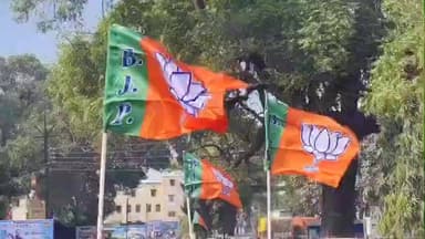 साक्री: पिंपळनेर नगरपरिषदेवर भाजपाचा झेंडा; नगराध्यक्षपदी डॉ. योगिता चौरे यांची निवड; भाजपाला ८, शिवसेनेला ८ तर २ अपक्ष विजयी