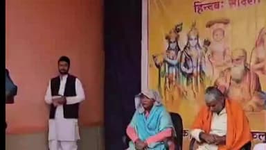 सेवराई: रेवतीपुर गांव स्थित रामलीला मैदान में रविवार को हुआ विशाल हिंदू सम्मेलन का आयोजन