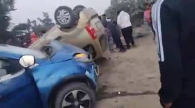 जानसठ: रामराज क्षेत्र के देवल गंग नहर के पास दो कारों की आमने-सामने भिड़ंत से सड़क हादसा, चार लोग घायल