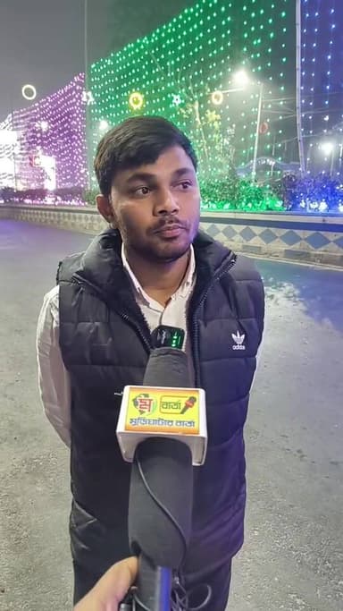 ২৫শে ডিসেম্বর এর আগেই সেজে উঠেছে কলকাতা শহর ! এই বড়দিনের সৌন্দর্য উপভোগ করতে ইতিমধ্যেই দূর-দূরান্ত থেকে মানুষ কলকাতায় ...