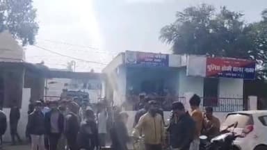 दमयंती नगर: गौपुरा में घर में घुसकर महिला से छेड़छाड़, रहवासियों ने घेरी चौकी, आरोपी पर कार्रवाई की मांग