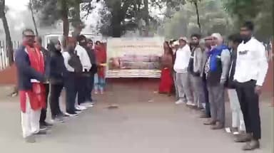 दरभंगा: राज कैंपस स्थित मनोकामना मंदिर के पास बाल विवाह मुक्त भारत अभियान के लिए जागरूकता अभियान आयोजित