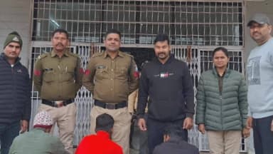 माडा: माड़ा पुलिस की बड़ी कार्रवाई: बलात्कार के 2 फरार आरोपी गिरफ्तार, 70 लीटर अवैध शराब जब्त