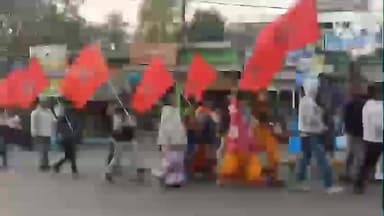 কাকদ্বীপ: CPIM পক্ষ থেকে প্রতিবাদ মিছিল হয় কাকদ্বীপে বাংলাদেশের উপকূল রক্ষী বাহিনী ভারতের মৎস্যজীবীকে নির্মম অত্যাচারের বিরুদ্ধে