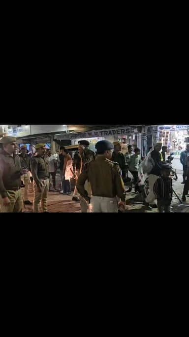 पुलिस का सघन अभियान अतिक्रमण के खिलाफ... बड़ी संख्या में पुलिस के अधिकारी मौजूद #जोधपुर #भोपालगढ़ #bhopalgarh #jodhpur 👍👌💐