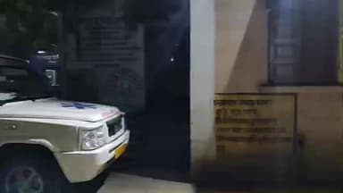 রানিনগর ১: বেকিবাগান বাজারে নিয়ন্ত্রণহীন মোটরসাইকেল ধাক্কায় আহত এক ব্যক্তি