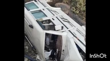 राघोगढ़: धरनावदा और भुलाए गांव के बीच कार पलटी, 2 की मौत, 8 घायल, पुलिस जांच जारी