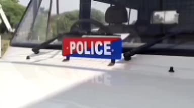 अवंतिपुर बड़ोदिया: भ्याना महूघाट रोड पर पुलिस ने एक व्यक्ति को अवैध शराब के साथ किया गिरफ्तार, शिकायत दर्ज