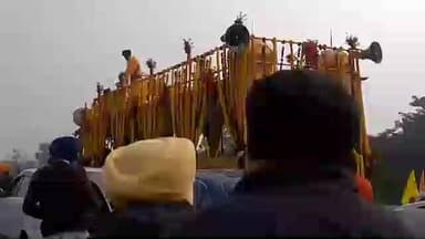 मुसाबनी: श्री गुरु तेग बहादुर जी की 350वीं शहादत को समर्पित शहीदी नगर कीर्तन मुसाबनी पहुंचा, भव्य स्वागत हुआ