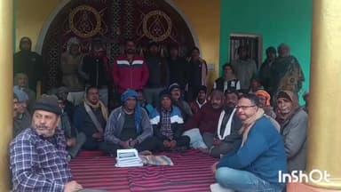 मुंगेर: पैसे के लिए ग्रामीणों में आक्रोश, पुलिस प्रशासन से कार्रवाई की मांग, पैसे न मिलने से ग्रामीण हताश