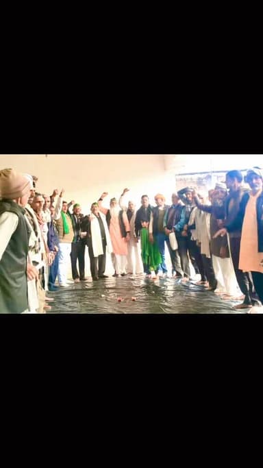 भारतीय किसान यूनियन की कुंजपुरा में पंचायत बैठक, धर्मनारायण यादव बने ब्लॉक संगठन प्रवक्ता
जसवंतनगर:भारतीय किसान यूनियन ...