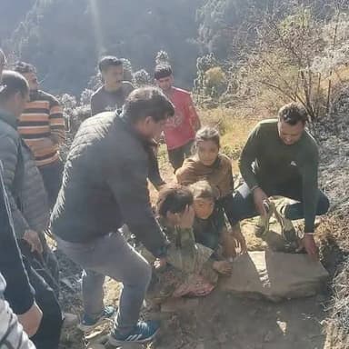 जिला चंबा के डलहौजी विधानसभा क्षेत्र के भजौत्रा पंचायत के मटवाड़ गांव में 4 बेसहारा बच्चों के लिए घर का निर्माण कार्य शु...