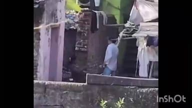 उल्हासनगर: डोंबिवलीतून आला धक्कादायक व्हिडिओ समोर, रस्त्यावर बसून महिलेकडून खुलेआम अमली पदार्थाची विक्री