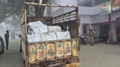 अलीगंज: आगरा की एंटी नार्कोटिक्स टीम और अलीगंज पुलिस की बड़ी कार्रवाई, पुलिस ने चार लोगों को किया गिरफ्तार