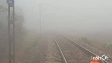 मनोहरपुर: मनोहरपुर-मनोहरपुर रेलखंड पर ट्रेन से कटकर रेलकर्मी की मौत