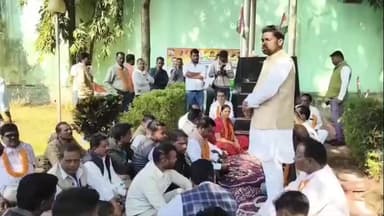 କୋରାପୁଟ ସହର: କୋରାପୁଟ ଗାନ୍ଧୀ ପାର୍କରେ କଂଗ୍ରେସର ଧାରଣା ସହ ବିକ୍ଷୋଭ ପ୍ରଦର୍ଶନ , ଜିଲ୍ଲାପାଳଙ୍କୁ ଦାବିପତ୍ର ପ୍ରଦାନ