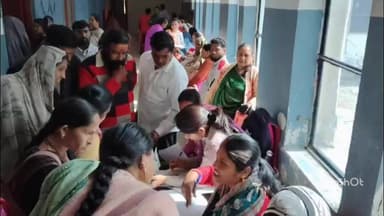 महू के शासकीय अस्पताल में स्वास्थ्य शिविर लगा, क्षेत्रीय विधायक उषा ठाकुर भी शामिल हुईं