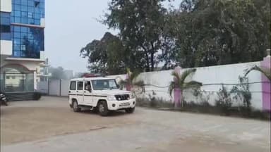 कसिया: एक होटल, कई राज़: पुलिस के छापे ने इलाके में मचाई सनसनी