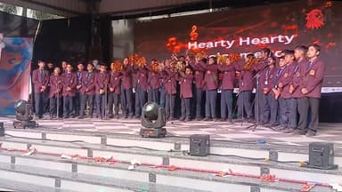 भविष्य की सफलता का संदेश....
बालाजी पब्लिक स्कूल के एनुअल फंक्शन में प्रेरणादायक आयोजन
#school
#students
#StudentsFuture...