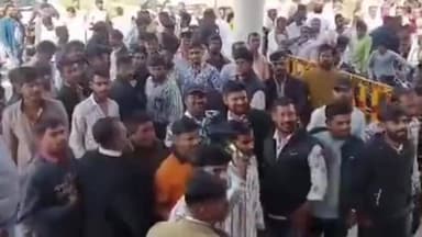 रतलाम नगर: फव्वारा चौक का नाम बदलने, मूर्ति स्थापना व नील गाय अभ्यारण की मांग को लेकर धाकड़ समाज का कलेक्ट्रेट में प्रदर्शन