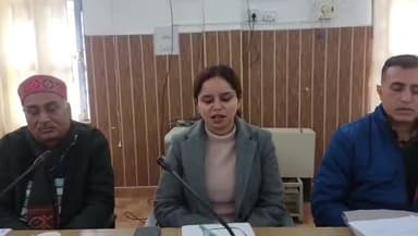 नमहोल: झंडूता में सभी विभागों की बैठक आयोजित, नशा मुक्ति अभियान पर दिया गया विशेष जोर