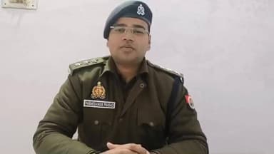 कौंच: कैलिया थाना पुलिस ने फर्जी बैंक अधिकारी को किया गिरफ्तार, ग्रामीणों को लोन दिलाने का देता था झांसा, सीओ ने किया खुलासा