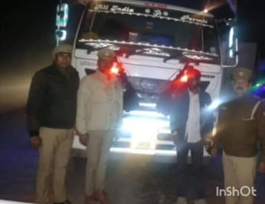 बेहट: रायपुर रोड से पुलिस ने ओवरलोड खनिज सामग्री से भरे तीन ट्रक किए पकड़े