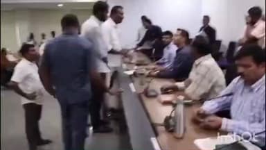 వికారాబాద్: ప్రజావాణిలో వచ్చిన దరఖాస్తులను పరిశీలించి సత్వర పరిష్కారానికి కృషి చేయాలి: కలెక్టర్ ప్రతీక్ జైన్