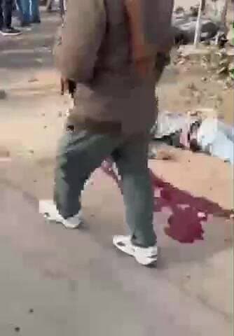 टीकमगढ़: टीकमगढ़: नए बस स्टैंड के आगे भीषण सड़क हादसे में एक व्यक्ति की दर्दनाक मौत