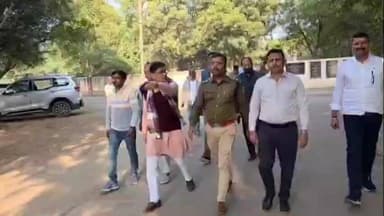 तारानगर: भाजपा नेता जांगिड़ और विभागीय अधिकारियों ने 23 दिसम्बर की सभा को लेकर लिया जायजा, समारोह के लिए बांटे पीले चावल