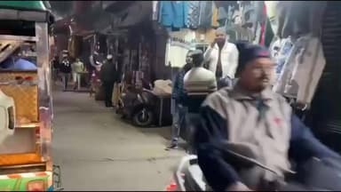 अमरोहा: अमरोहा जिले में शाम होते ही बढ़ी ठंड, आया कोहरा, यातायात प्रभावित, लोग ठंड में ठिठुरते रहे