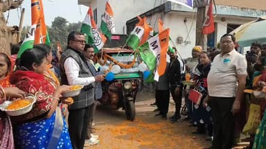 গোপীবল্লভপুর ১: রাজ্য তৃণমূলের ঘোষণা অনুযায়ী উন্নয়নের পাঁচালী কর্মসূচি শুরু করল গোপীবল্লভপুর ব্লক তৃণমূল,উপস্থিত বিধায়ক ও ব্লক সভাপতি