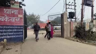 भरथना: बकेवर के लखना कस्बे से लापता किशोर किन्नरों के पास से बरामद, पुलिस ने परिजनों को सौंपा