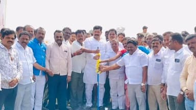 ಕಾರಟಗಿ: ಪಟ್ಟಣದಲ್ಲಿ ನೂತನ ಬಸ್ ಡಿಪೋ ಕಟ್ಟಡದ ಭೂಮಿ ಪೂಜೆ ಕಾರ್ಯಕ್ರಮಕ್ಕೆ ಸಚಿವ ಶಿವರಾಜ ತಂಗಡಗಿ ಚಾಲನೆ