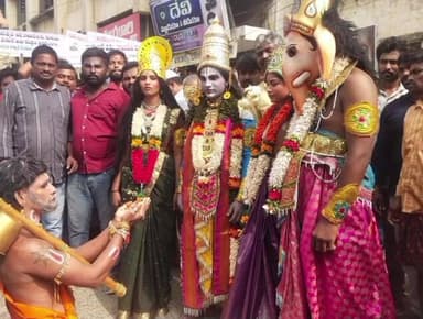 వెంకటేశ్వర స్వామి నన్ను మరిచారా.... మౌనంగా వేడుకుంటున్న అన్నమయ్య