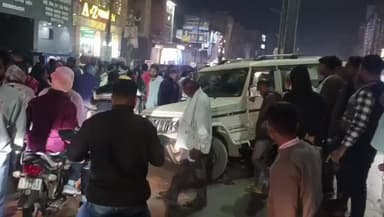 धमतरी: घड़ी चौक के पास फिर हुआ हादसा, टायर फटने से डिवाइडर फांदकर उधर से इधर पहुंची बोलेरो वाहन