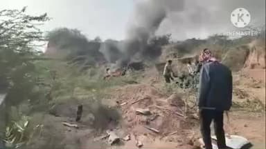 मण्डरायल: औड मार्ग मारकाकुंआ के पास अनियंत्रित होकर खाई में गिरी कार में लगी आग, चालक व एक अन्य को सुरक्षित निकाला गया