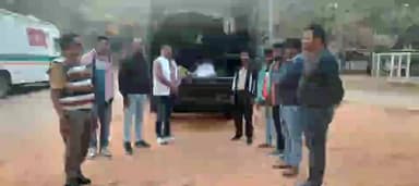 कोलेबिरा: बांदा नाला पुल हादसे में 29 वर्षीय प्रवीण केरकेट्टा की मौत, पोस्टमार्टम के समय झामुमो जिला सचिव सफीक खान मौजूद थे