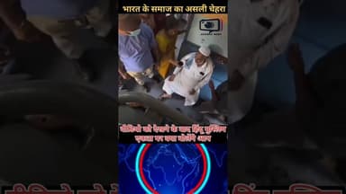 एक ट्रेन में तबीयत बिगड़ने पर एक हिंदू बहन ने बुजुर्ग मुसलमान अंकल का हाथ थाम कर मदद की