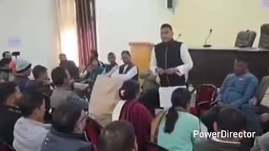 रामगढ़: रामगढ़ ब्लॉक सभागार में विधायक ने ब्लॉक अधिकारियों व क्षेत्रीय जनप्रतिनिधियों के साथ बैठक की, जनता की समस्याएं सुनीं