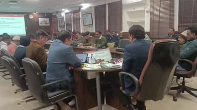 पन्ना: सीएम हेल्पलाइन रैंकिंग में फिसड्डी रहने पर जिपं सीईओ बरसे, अफसरों को दी 'हेलमेट' की हिदायत!