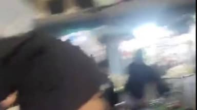 फरेंदा: बृजमनगंज स्टेशन रोड चौराहा पर शराबी युवक ने किया हाई वोल्टेज ड्रामा