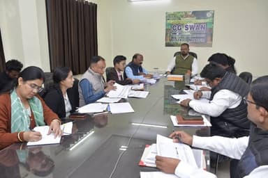 जिले में जारी समर्थन मूल्य पर धान खरीदी व्यवस्था को पारदर्शी एवं सुव्यवस्थित बनाए रखने के उद्देश्य से कलेक्टर श्री कुन्द...