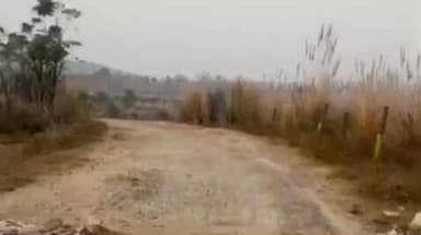 पंचकूला: भूड़ से मंडलाए जाने वाली सड़क नदी पुल के पास टूटी, हादसे का खतरा, सोमवार को गाड़ी गिरने से बाल-बाल बची