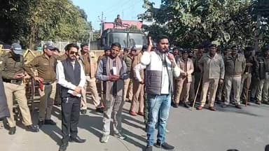 LIVE:- बैकडोर और आउटसोर्स के खिलाफ बेरोजगार संघ की रैली....
क्या बोले बेरोजगार संघ के अध्यक्ष राम कंडवाल....
#Unemploy...