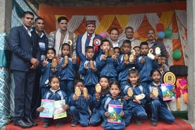 छाणंग स्कूल में वार्षिक समारोह कम स्पोर्ट्स डे की धूम
प्रश्नोत्तरी प्रतियोगिता में शिवांश की टीम जबकि चम्मच दौड़ में क...