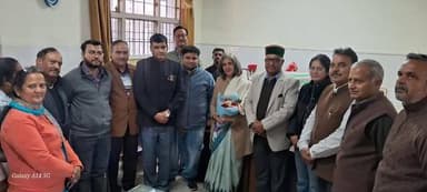 जोगिंदर नगर क्षेत्र के अस्पतालों, स्वास्थ्य केंद्रों के कायाकल्प पर बजट नहीं बनेगा बाधा, योजना का प्रारूप तैयार करें अधि...