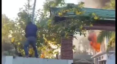 ডিফু: খেৰণিত প্ৰতিবাদকাৰীয়ে জ্বলাই দিলে তুলিৰাম ৰংহাঙৰ পুৰণা বাসগৃহ, খেৰণিত উত্তপ্ত পৰিস্থিত প্ৰতিবাদকাৰীৰ